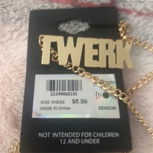 Twerk gold Necklace